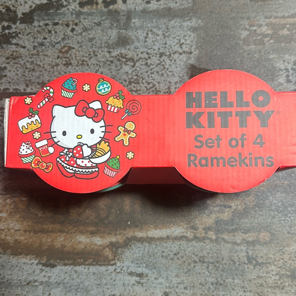 Hello Kitty Christmas Ramekin set.